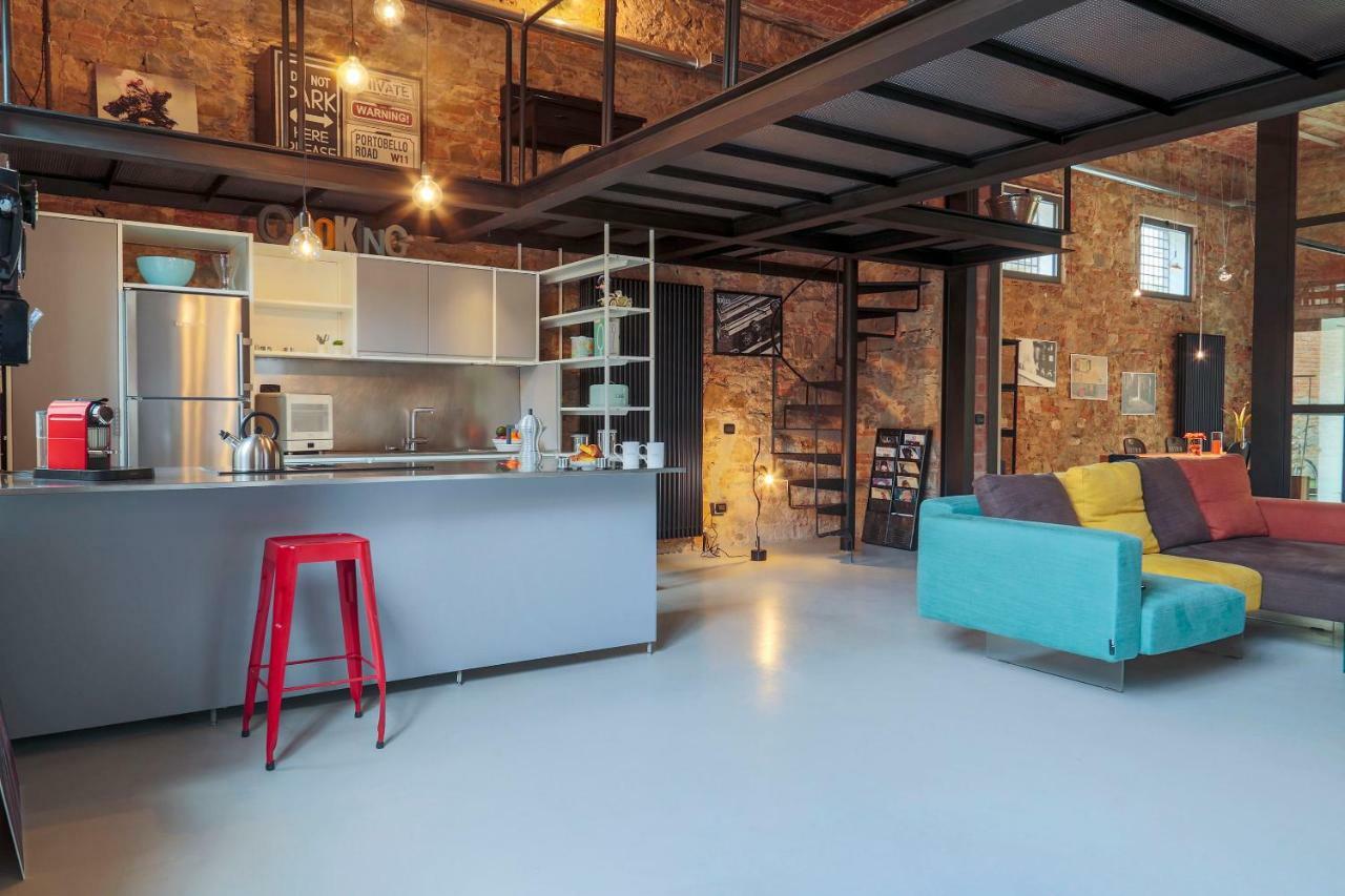 Апартаменты The Loft Unique Designed Флоренция Экстерьер фото