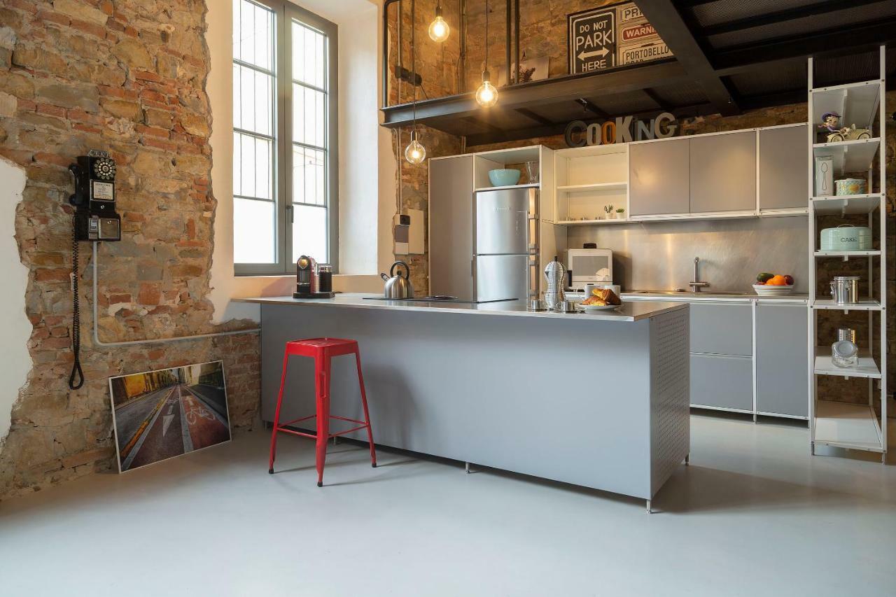 Апартаменты The Loft Unique Designed Флоренция Экстерьер фото